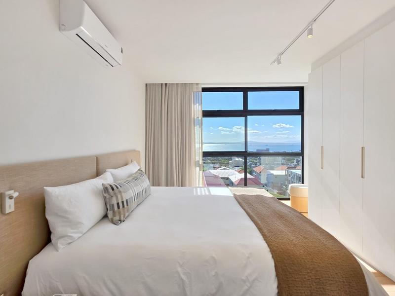 5 Bedroom Property for Sale in Green Point Western Cape
